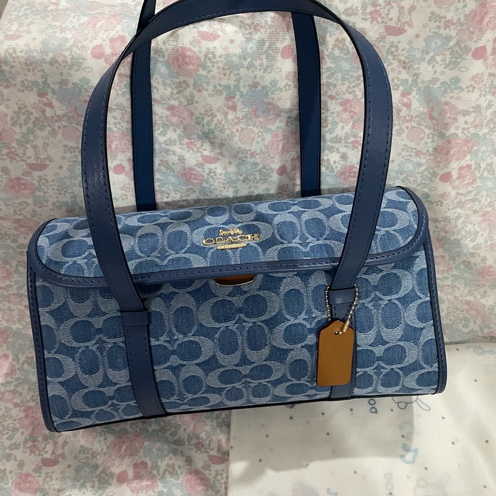 Coach Light Blue Signature Denim Shoulder Bag with Tan Tag - Picture 1 of 6